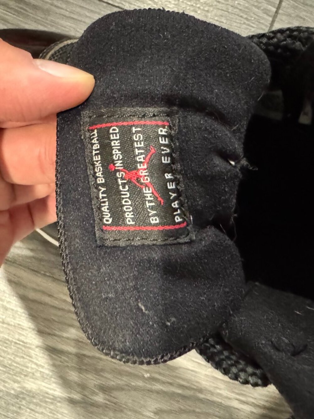 Jordan 11 Bred - Picture 5 of 8